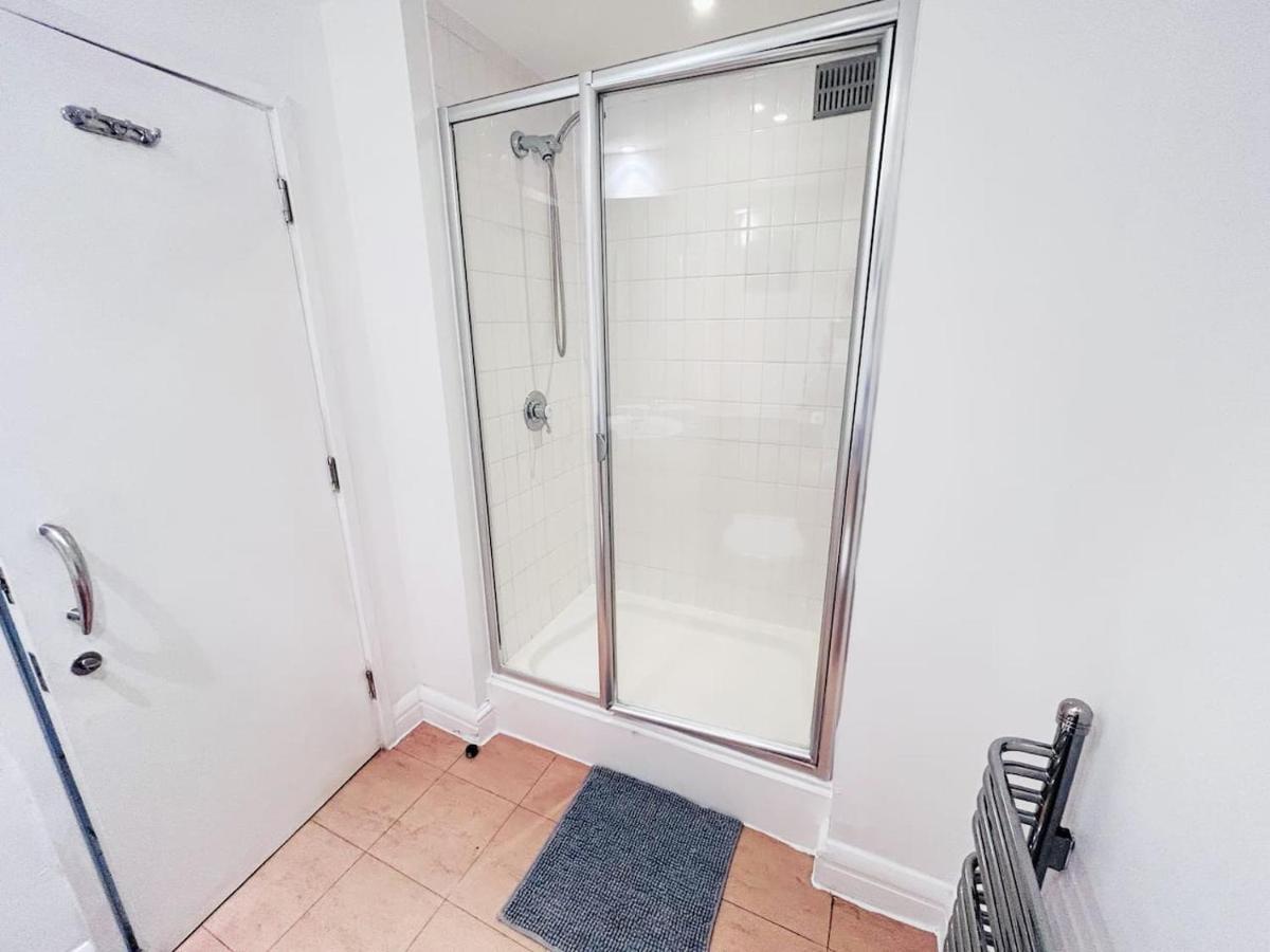 לונדון Amazing Flat Near South Kensington - 2 To 3 Bedrooms מראה חיצוני תמונה